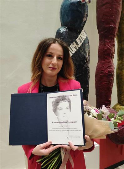 Romana Jadrijević Lozančić, mag. bibl., dobitnica Nagrade Eva Verona