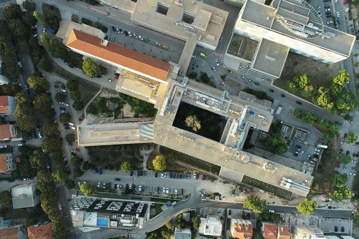 Natječaj za izradu idejnog arhitektonsko-urbanističkog rješenja Centra akutne medicine s objedinjenim hitnim bolničkim prijemom na lokaciji KBC SPLIT – Firule (CAM)