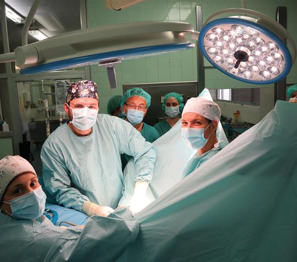 Prvi put u KBC-u Split ugrađena trodjelna samonapuhujuća penilna proteza i umjetni urinarni sfinkter