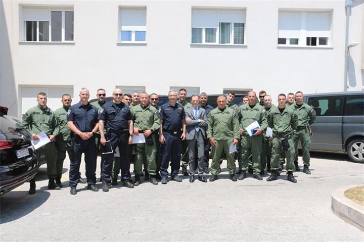 Započeo tečaj oživljavanja i zbrinjavanja ozlijeđenih osoba za policijske službenike