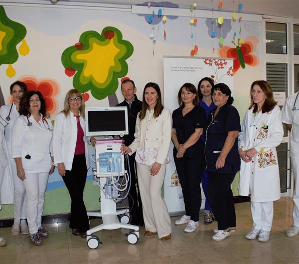 Klinici za dječje bolesti doniran neonatalni ventilator