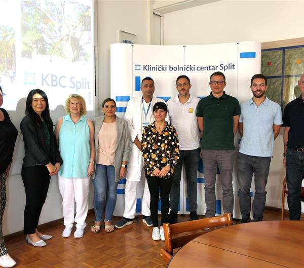 Međunarodni tim stručnjaka za medicinsku asistenciju posjetio KBC Split