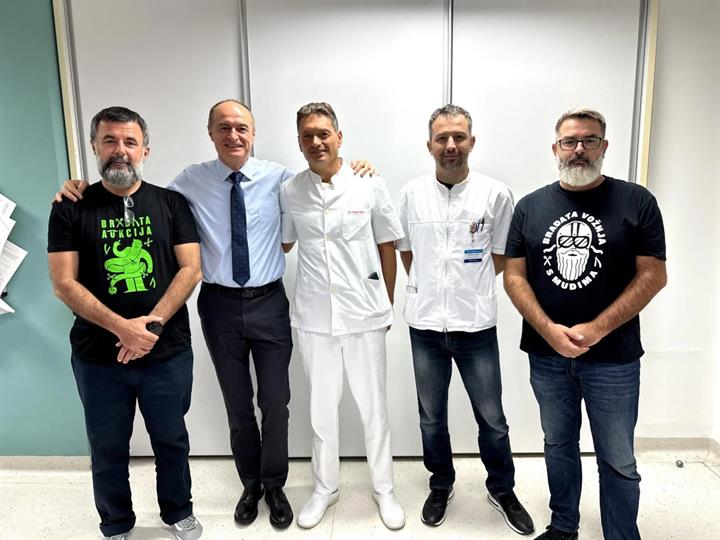 KBC-u Split prijenosni ultrazvuk i prijenosne volumetrijske infuzijske pumpe - humanitarna akcija "Bradata aukcija"