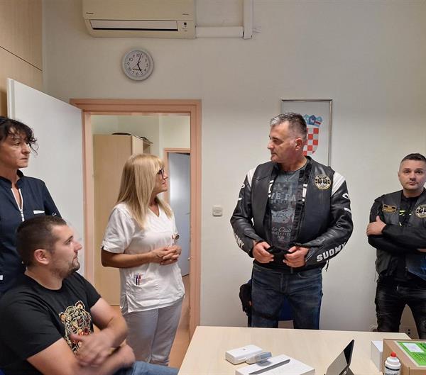 MK Longfield donirao bežičnu sondu Klinici za dječje bolesti