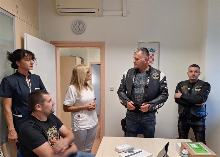 MK Longfield donirao bežičnu sondu Klinici za dječje bolesti