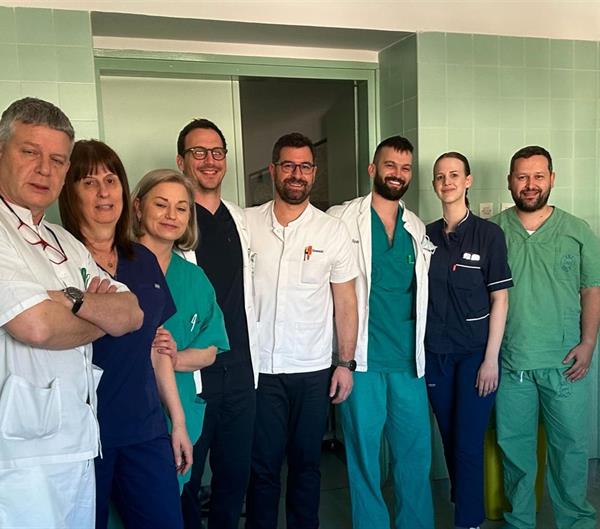 U Zavodu za maksilofacijalnu kirurgiju prvi put urađena rekonstrukcija čeljusti sa slobodnim mikrovaskularnim režnjem palčane kosti