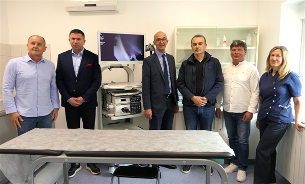 Donacija uređaja za gastroenterološke preglede podružnici u Zagvozdu