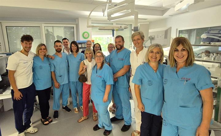 Klinika za plućne bolesti: prva punkcija limfnih čvorova sredoprsja pod kontrolom endobronhalnog ultrazvuka (EBUS)