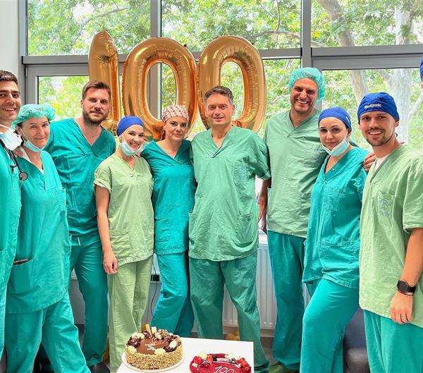 Prvih 100 robotski potpomognutih postupaka s Hugo™ RAS sustavom