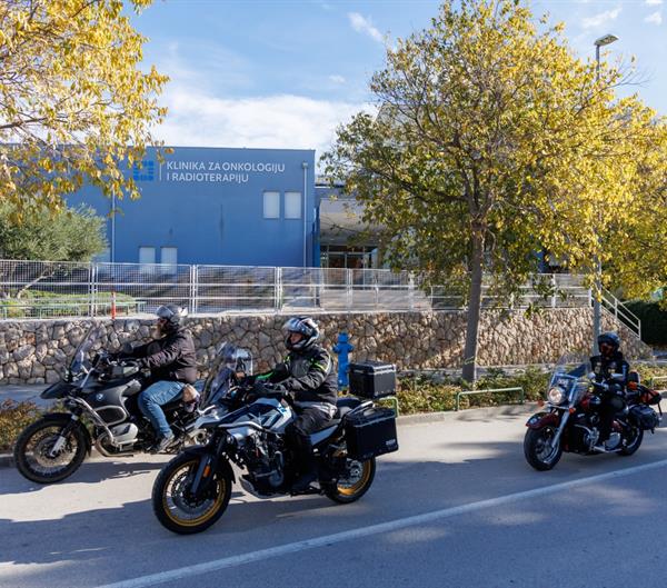 Humanitarna moto karavana krenula od KBC-a Split