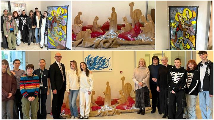 Učenici Škole za dizajn, grafiku i održivu gradnju Split izradili jaslice te ih postavili u KBC Split kako bi pacijentima uljepšali blagdane